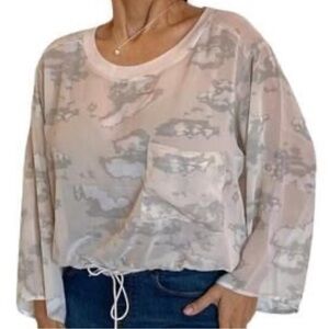 Princess Vera Wang blush cloud camo sheer drawstring waist cropped blouse WN LRG